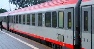 Klasszikus ÖBB vasúti kocsi (a kép csak illusztráció)